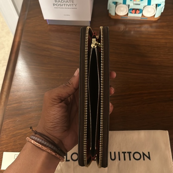 Louis Vuitton Clémence Wallet (like new w/ box) - Picture 3 of 15